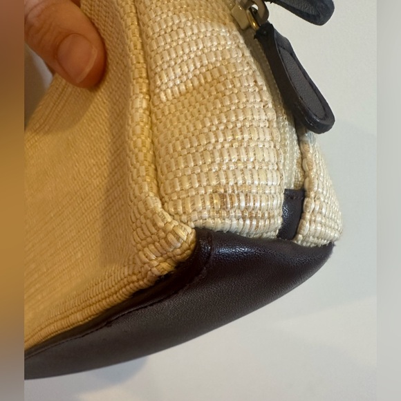 Etienne Aigner Cream and Brown Shoulder Bag - Picture 5 of 12